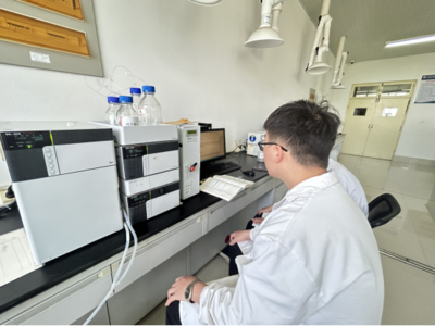 重實踐,強技能,學以致用促提升--質量管理系開展現代儀器分析技術實訓