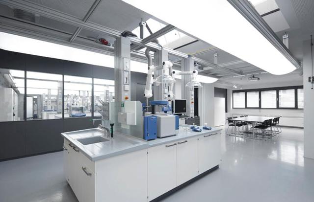 如何提高實(shí)驗(yàn)室純水機(jī)性能,這些保養(yǎng)方法不可忽視